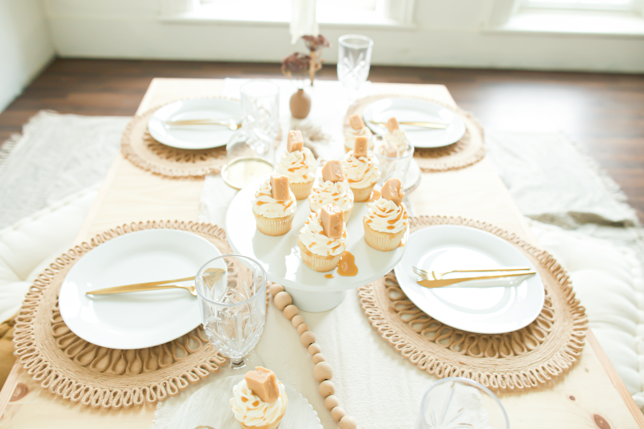 fall table decor with salted caramel cupcakes and vanilla fudge with caramel drizzle